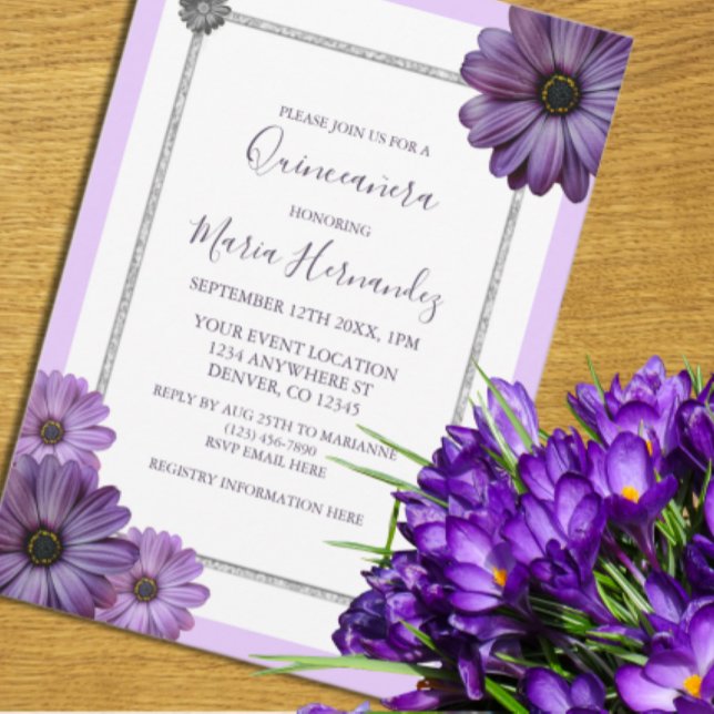 Invitación Floral púrpura elegante Quinceanera (Subido por el creador)