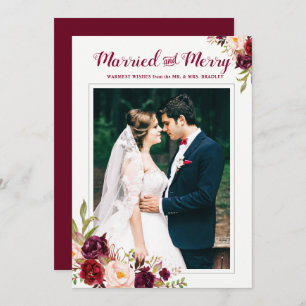 Invitación Floral roja borgoñona casada con Feliz Navidad