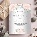 Invitación Floral rosa plateado 25° aniversario de boda<br><div class="desc">Un fondo falso plateado de aspecto metálico con purpurina falso rosado,  chispas y florales rosa rubor. Personalice y agregue sus nombres y detalles.</div>