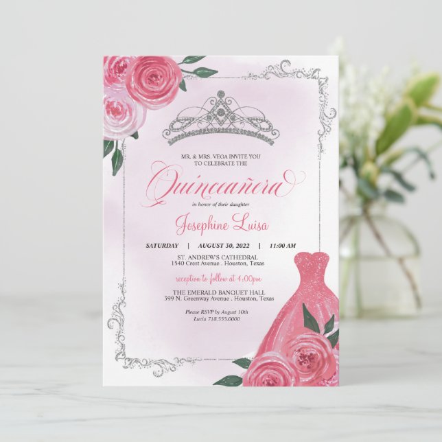 Invitación Floral rosa rosa y blanca Tiara Quinceañera (Anverso de pie)