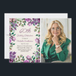 Invitación Floral verde morada de la menta 60.ª foto de cumpl<br><div class="desc">Celebra un hermoso hito con esta elegante invitación fotográfica de cumpleaños número 60. El diseño se compone de un marco de rosas acuáticos, lilatas y vegetación en tonos violeta y verde, acompañado de una tipografía elegante para los detalles fiestas. Una foto personalizada del invitado de honor se sienta junto a...</div>