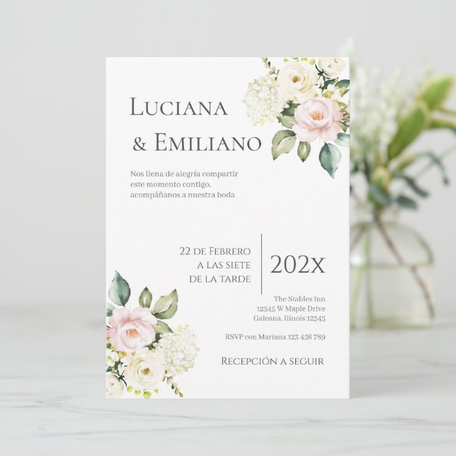 Invitación Floral White Wedding Invitation (Anverso de pie)