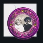 INVITACIÓN FLORENTINO RENACIMIENTO FLORAL, FRUTAS ROSADAS MON<br><div class="desc">Arte renacentista elegante, clásico, vibrante, obra maestra de Bottega della Robbia (Florencia - Italia). Plantilla de invitación de foto circular/clásica con estilo en colores dorado amarillo, negro, púrpura, rosa, fucsia, violeta con brillantes piedras de topacio amarillo 3D fácilmente personalizable con tu texto y iniciales. Diseño artístico y genial, fácil de...</div>