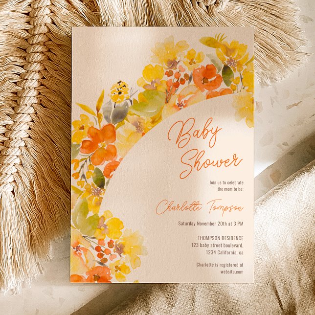 Invitación Flores amarillas caídas guión bebé ducha (Fall boho yellow flowers script baby shower invitation on ivory)