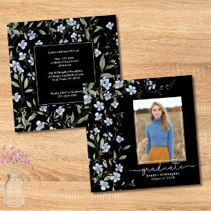 Invitación Flores azules sobre negro, graduación de fotos cua