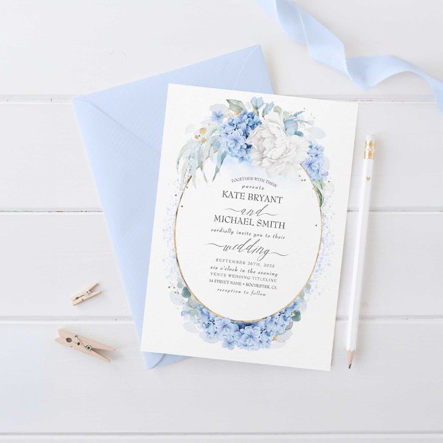 Invitación Flores azules y blancas turbias matrimonio elegant (Dusty Blue Wedding Invitation)