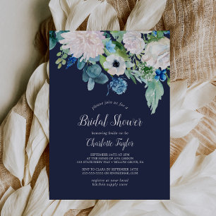 Invitación Flores blancas clásicas Ducha nupcial de la Mari
