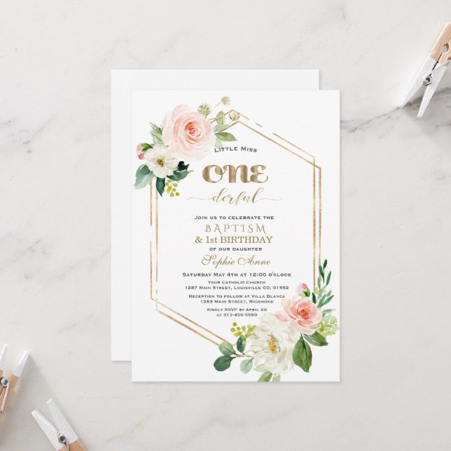 Invitación Flores blancas rosadas de oro Primer cumpleaños y  (Anverso/Reverso In Situ)