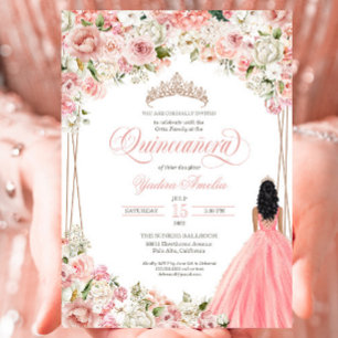 Invitación Flores blancas rosadas Rubor Elegante vestido Quin
