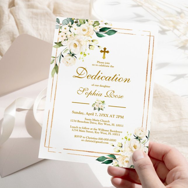 Invitación Flores blancas y dedicción de Chica de marco dorad (Subido por el creador)