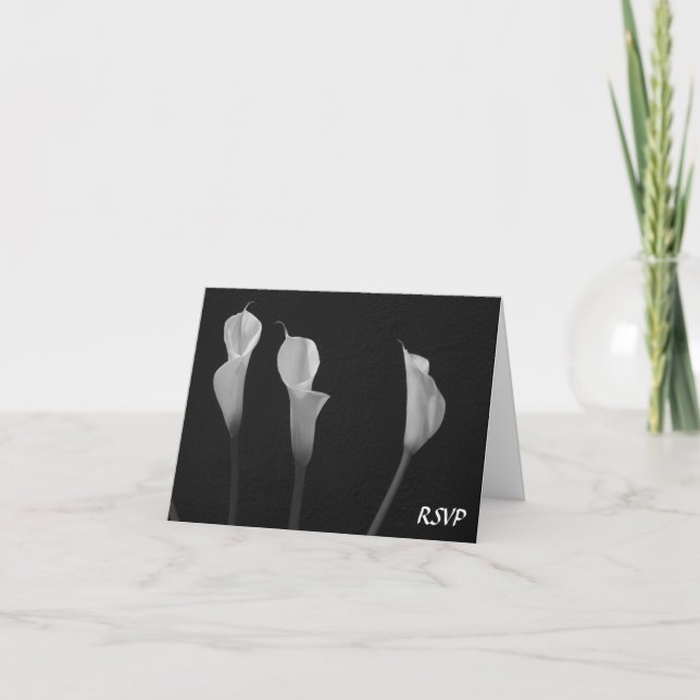 Invitación Flores blancos y negros RSVP (Anverso)