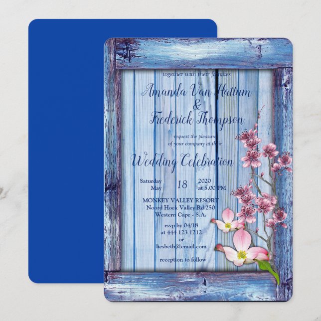 Invitación Flores de arty rosa sobre textura de madera azul (Anverso / Reverso)