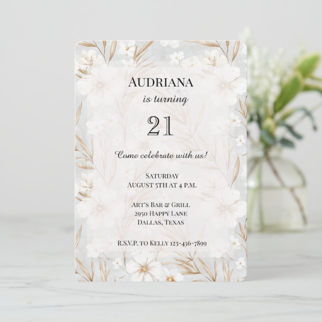 Invitación Flores de crema blanca Mariposas azules Cumpleaños (Anverso de pie)