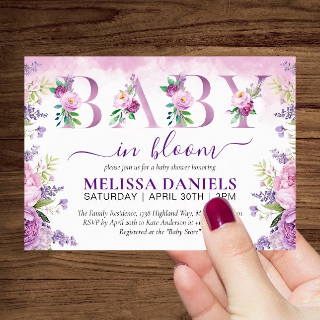 Invitación Flores De Jardín Púrpura Y Rosa Beben En Bloom (Purple & Pink Garden Flowers Baby In Bloom Invitation)