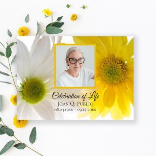 Invitación Flores de margarita amarilla y blanca celebran la