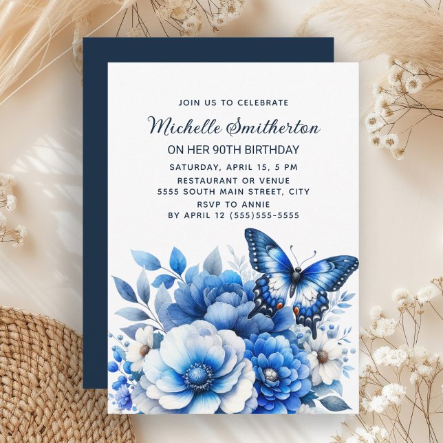 Invitación Flores de Mariposa Azul Elegante 90 Cumpleaños (Blue floral and butterfly 90th birthday party invitation)