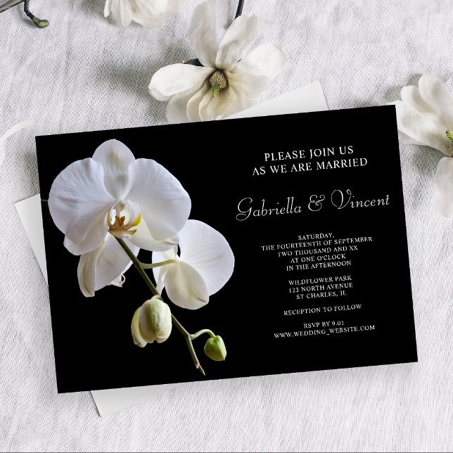 Invitación Flores de orquídeas blancas en Boda negro (Set an elegant tone for your marriage ceremony with the White Orchid on Black Wedding Invitation.)