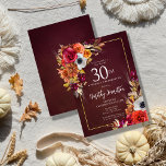 Invitación Flores de otoño borgoñonas con elegante guión de c<br><div class="desc">Hermosas flores caídas decoran dos esquinas de un marco dorado. Rosas rojas, flores de terracota y peonías blancas se mezclan con hojas verdes y follaje. Las flores y el guión moderno blanco se golpean contra el fondo rojo burdeos. Este artículo forma parte de la colección Flores de otoño de Borgoña....</div>