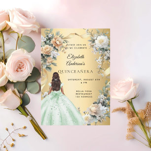 Invitación Flores de vestido verde dorado Quinceanera