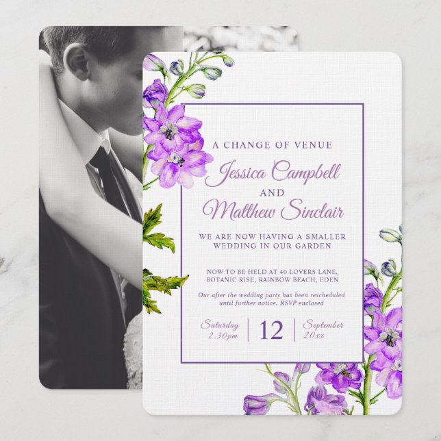Invitación Flores moradas de delfinio cambio de lugar boda (Anverso / Reverso)