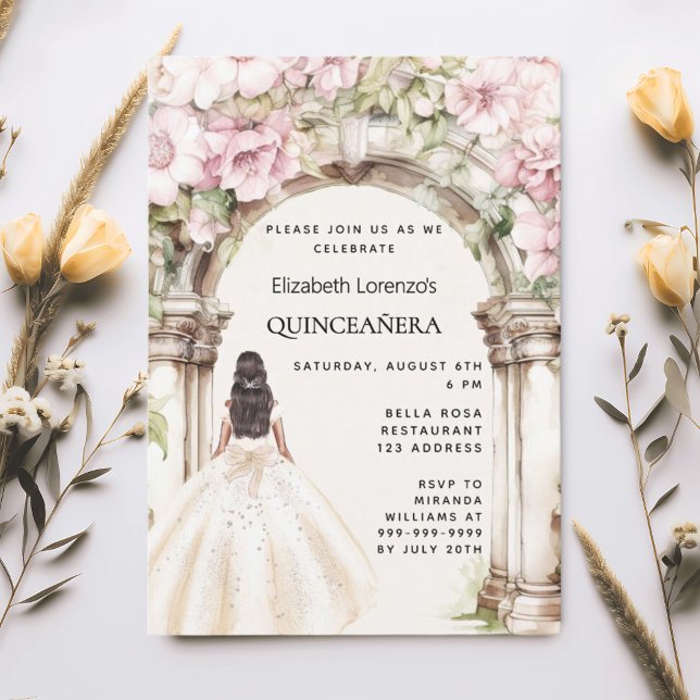 Invitación Flores rosadas arca vestimenta blanca Quinceanera (Subido por el creador)