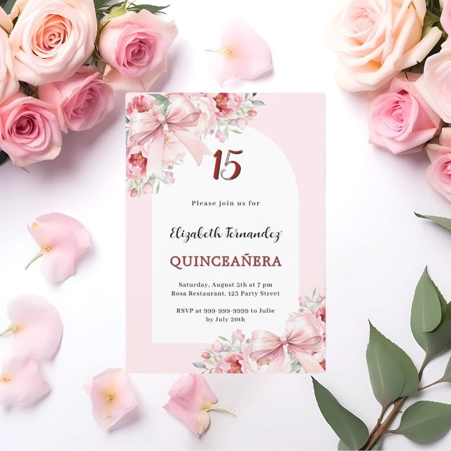 Invitación Flores rosadas arcos de lujo Quinceanera (Subido por el creador)