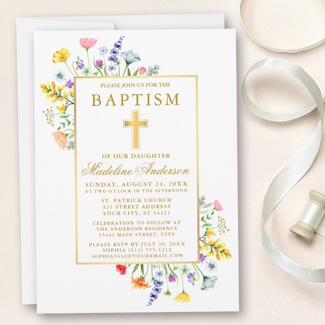 Invitación Flores silvestres acuáticas Bautismo de oro (Customize to change text color, style, size or to add text to back of card.)