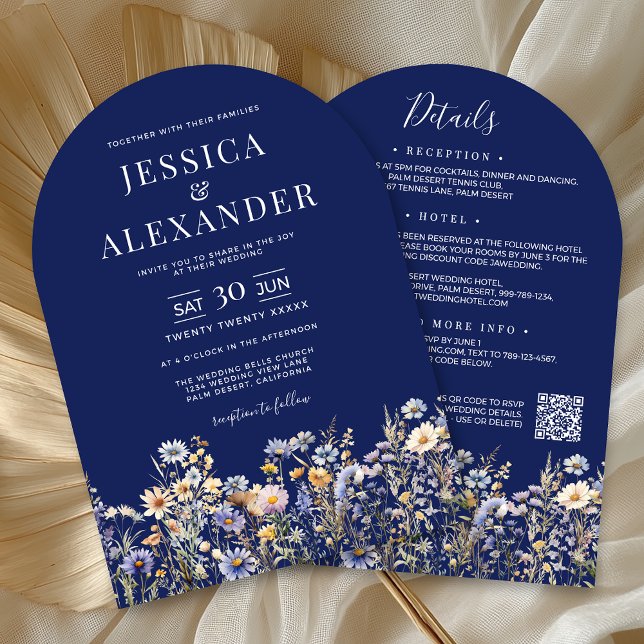 Invitación Flores Silvestres Azul Polvoriento Todo En Un Boda (Dusty Blue Wildflower All In One QR Code Navy Wedding Invitation with Reception, Hotel, RSVP on Back)