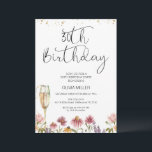 Invitación Flores silvestres Champagne Glass 30 cumpleaños<br><div class="desc">Flores silvestres Invitación a la copa de champagne 30th Birthday Invitation Flores silvestres con temática de 30 años, con un adorable arreglo de flores silvestres multicolores y altas copas de champán de color dorado. Esta moderna invitación de cumpleaños número 30 de la flor silvestre también cuenta con una encantadora imagen...</div>