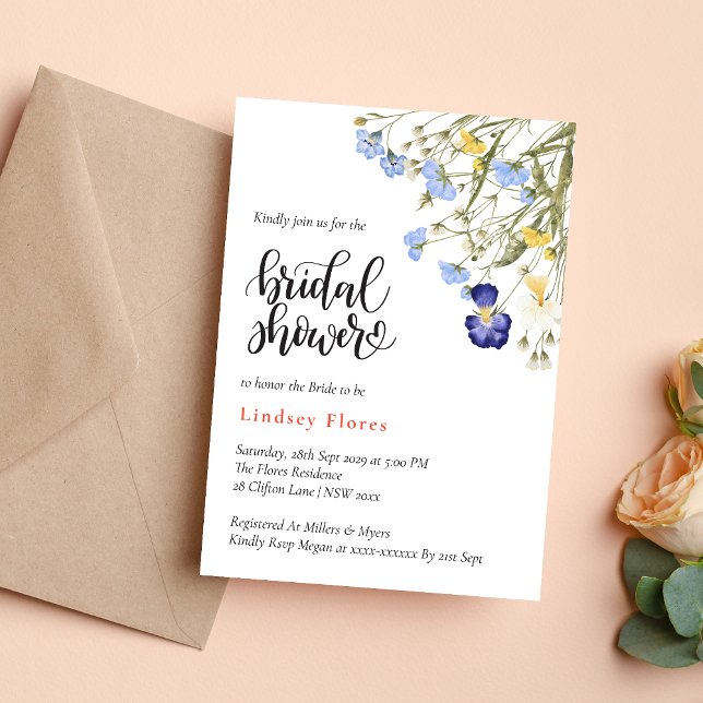 Invitación Flores Silvestres Elegantes de Verano para una Fie (Elegant summer meadow wildflowers invitation creates a bright, romantic bridal shower tone)