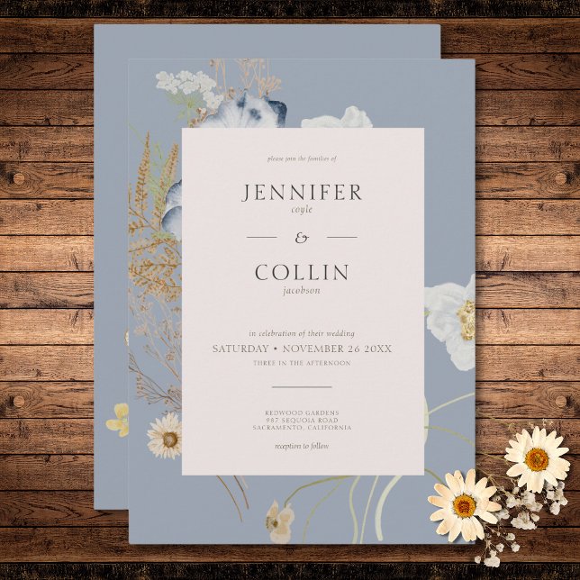 Invitación Flores silvestres rusas en un Boda azul turbio (Rustic Wildflowers on Dusty Blue Wedding Invitation)