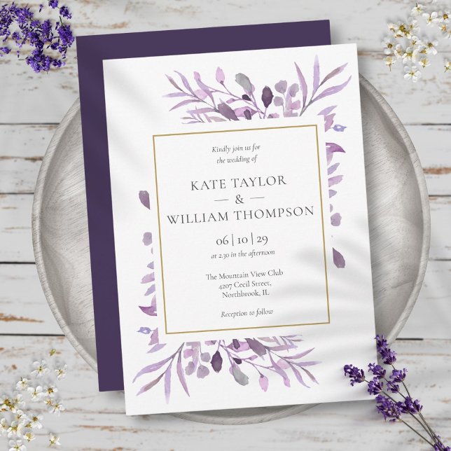 Invitación Foliage de lavanda morada Boda de oro elegante (Purple Lavender Foliage Elegant Gold Wedding Invitation)