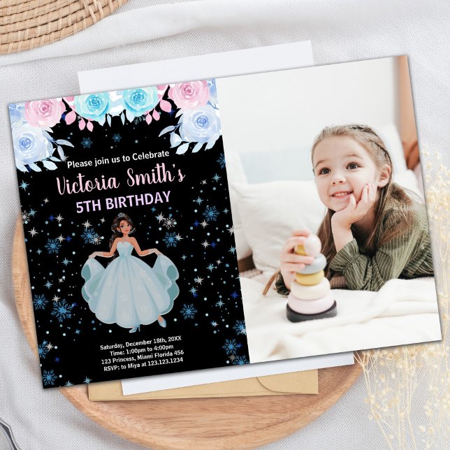 Invitación Foto 5 cumpleaños de la princesa morada floral (Photo 5th Purple Floral Princess Birthday Invitation)