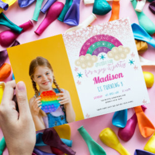 Invitación Foto arcoiris del partido de cumpleaños Pop It