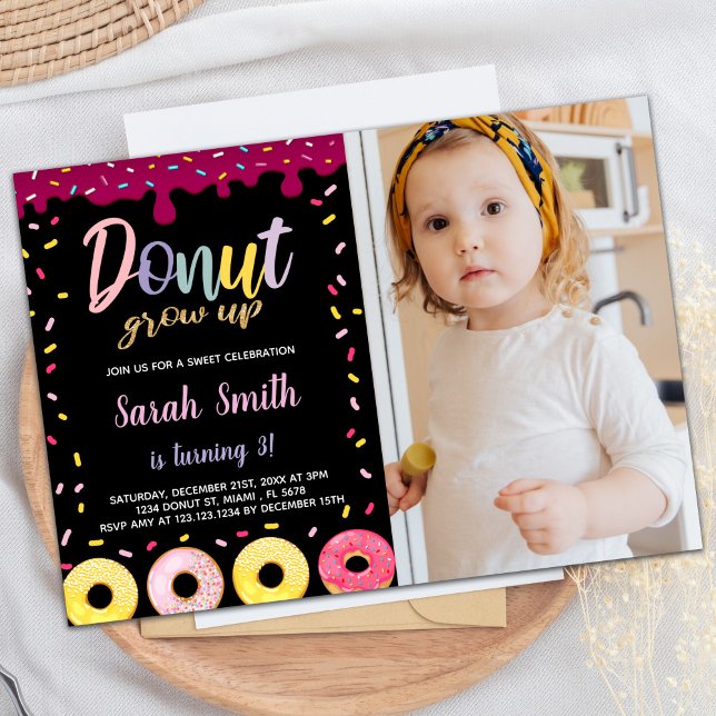 Invitación Foto Black Pastil Color Donut Birday (Photo Black Pastil Color Donut Birthday Invitation)