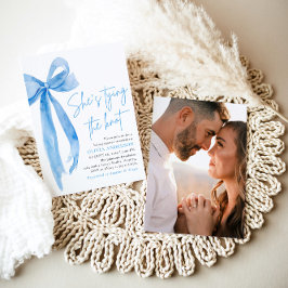 Invitación Foto Blue Bow que está atando la ducha nupcial