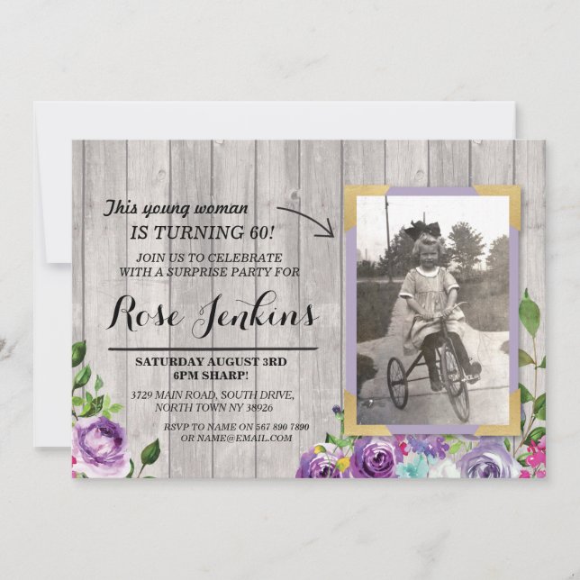 Invitación Foto Cumpleaños Floral Rustic Wood Purple Invita (Anverso)