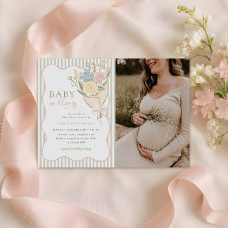 Invitación Foto de Baby Shower Floral Pastel de Bebé en Flor
