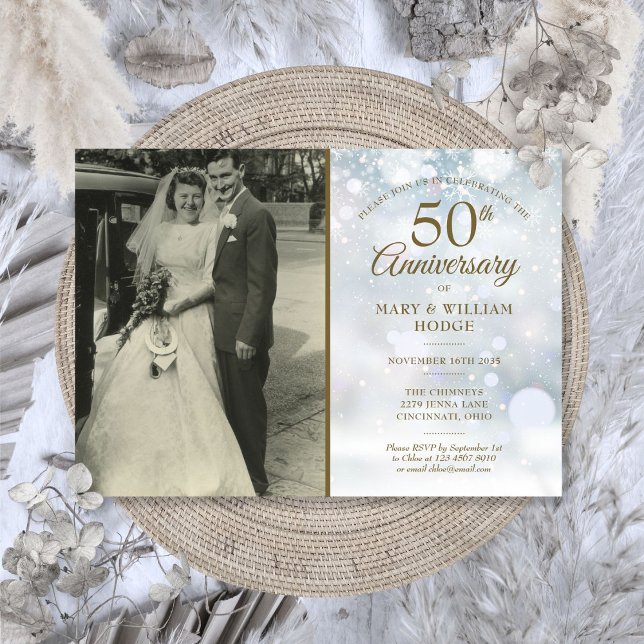 Invitación Foto de boda de copos de nieve de invierno del 50  (50th Anniversary Winter Snowflakes Wedding Photo Invitation)