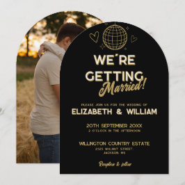 Invitación Foto De Boda Groovy De Retro Negro Y Oro