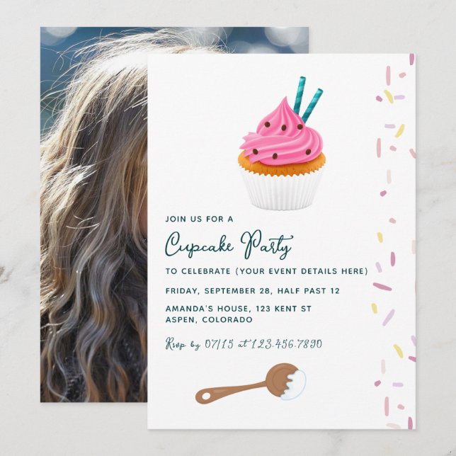 Invitación Foto de cumpleaños con pastelito rosa y sprinkles (Anverso / Reverso)