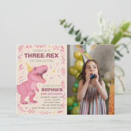 Invitación Foto de cumpleaños de niña con dinosaurio Three-Re