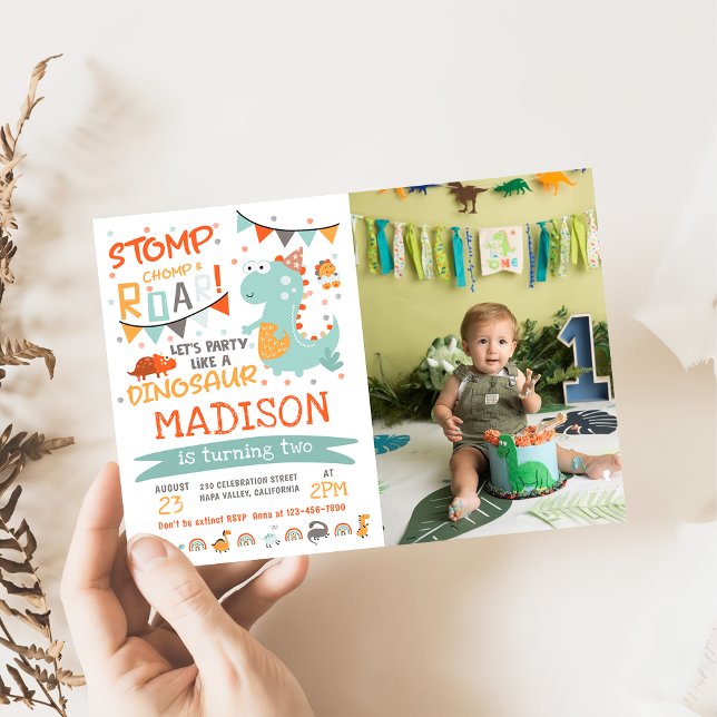 Invitación Foto de cumpleaños de Stomp, Chomp y Roar Dinosaur (Subido por el creador)