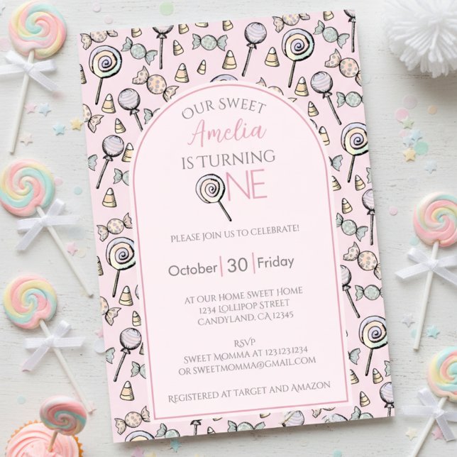 Invitación Foto de cumpleaños número 1 de Pink Candy First (Pink Sweet One Baby Girl Birthday Invitations. Lollipop & Candy Pattern for Cute Kids Birthday Party)