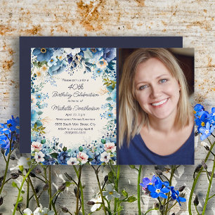 Invitación Foto de cumpleaños número 75 con flores azules y b
