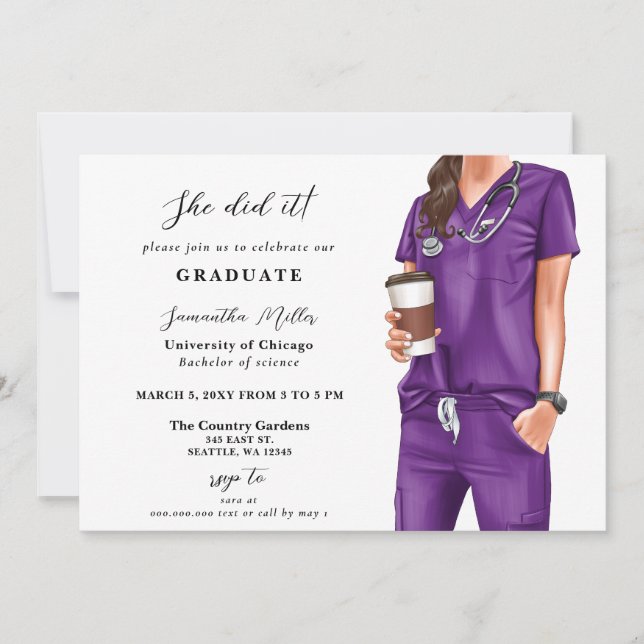 Invitación Foto De Enfermera De Purple Scrubs Se Graduó (Anverso)