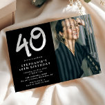 Invitación Foto de Fiesta de cumpleaños 40<br><div class="desc">Invitación a la foto de moda del 40 aniversario. El diseño presenta una fotografía de su elección en un fondo negro, con una plantilla sencilla de texto blanco que es fácil de personalizar. El número cuarenta es una divertida tipografía de pincel que le da a esta invitación un toque moderno....</div>