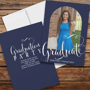 Invitación Foto de graduación caligrafía guión azul de la mar