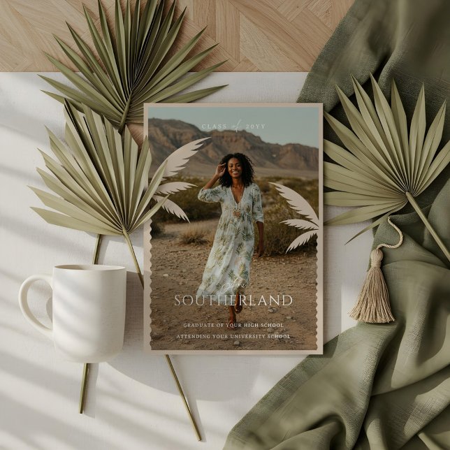 Invitación Foto de graduación de Palm Tree Tropical Boho Retr (Boho Retro Tropical Palm Tree Graduation Photo Invitation)