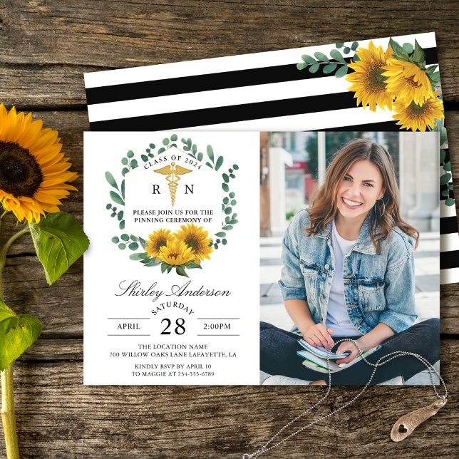 Invitación Foto de la ceremonia de graduación de enfermera de (Subido por el creador)